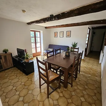 2 Pieces Au Calme Absolu Apartment